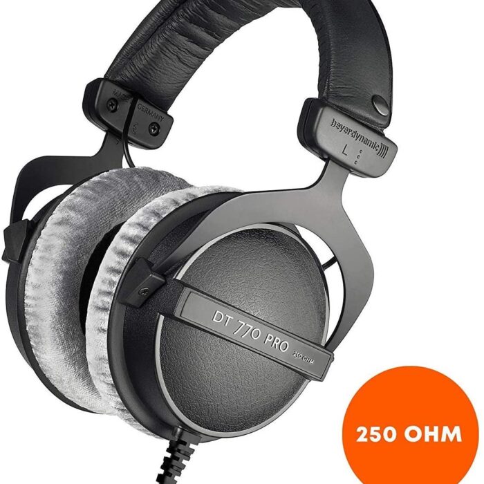beyerdynamic-dt-770-pro-250-ohm-microphones204