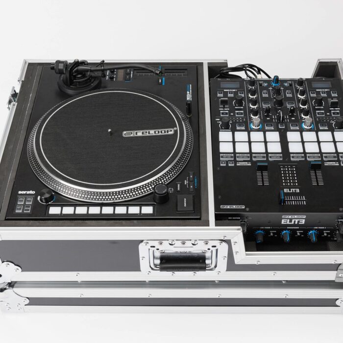 magma-scratch-suitcase-blacksilver-40985-1