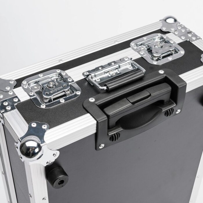 magma-scratch-suitcase-blacksilver-40985-4