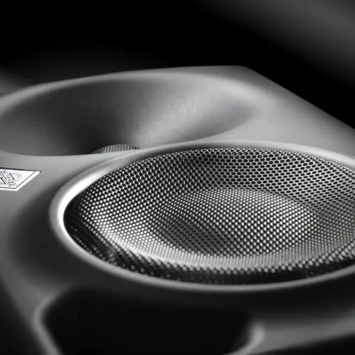 neumann-kh-420g-3way-active-studio-monitor202-1