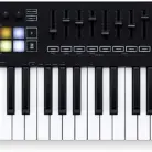 novation-launchkey-49-mk3-midi-keyboards201-1