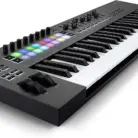 novation-launchkey-49-mk3-midi-keyboards203-1