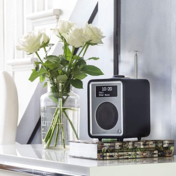 ruark-audio-r1-mk3-soft-black-hifi-speakers204