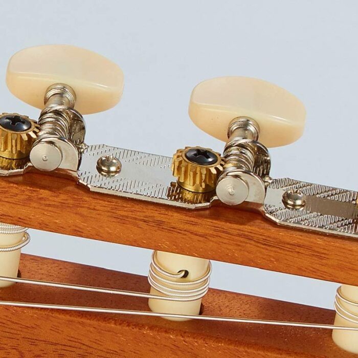 yamaha-c40m-full-sized-classical-guitar202